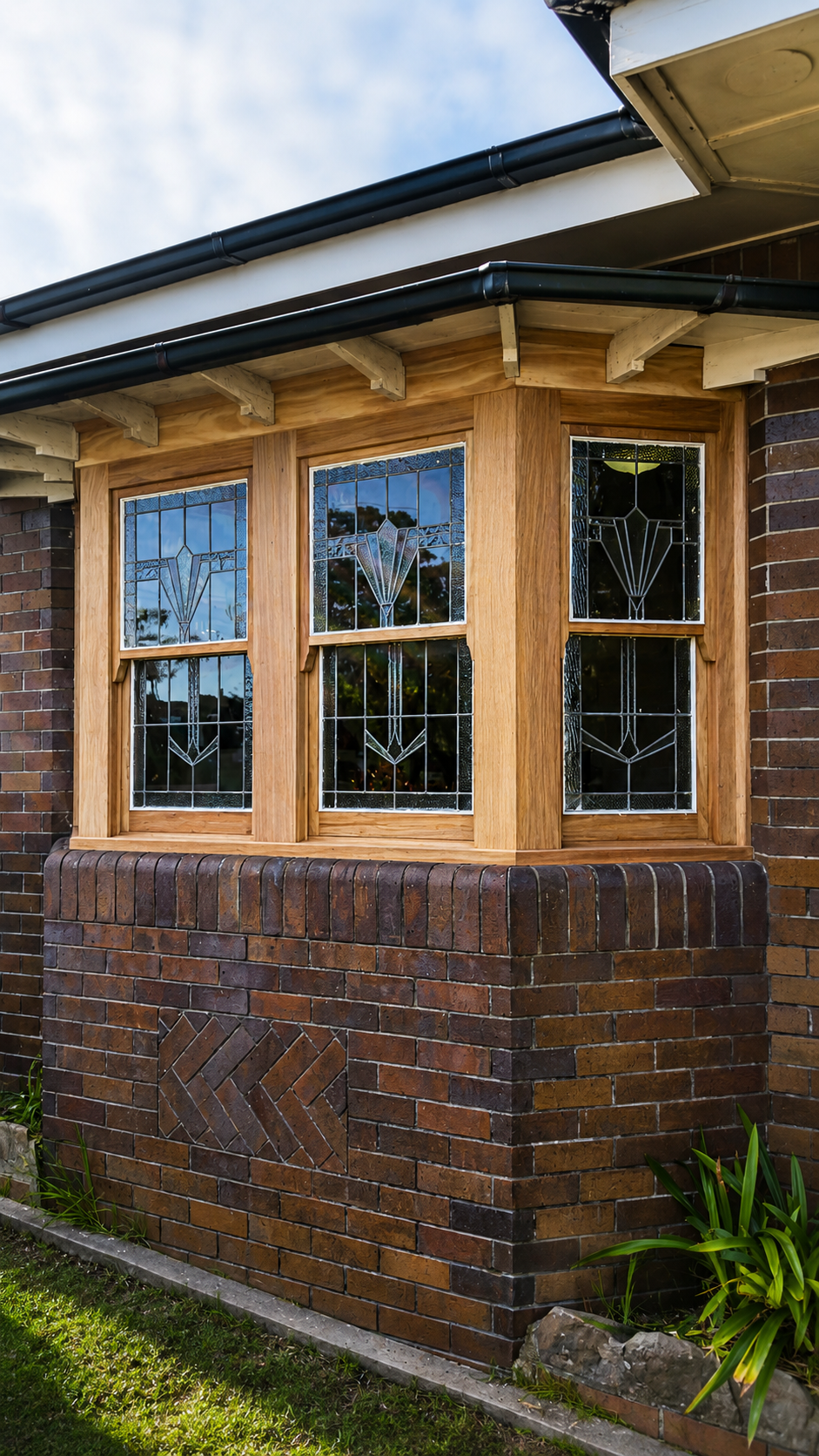 Heritage bay window